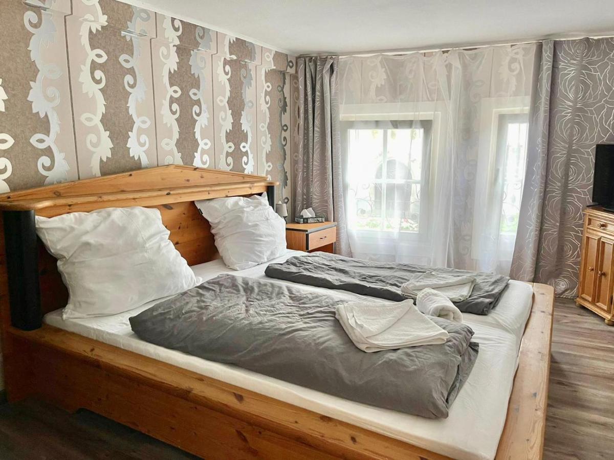 The Burgklause Boutique Hotel Линц-ам-Райн Экстерьер фото